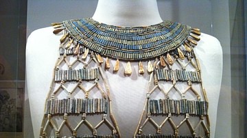 Egyptian Beadnet Dress (Detail)